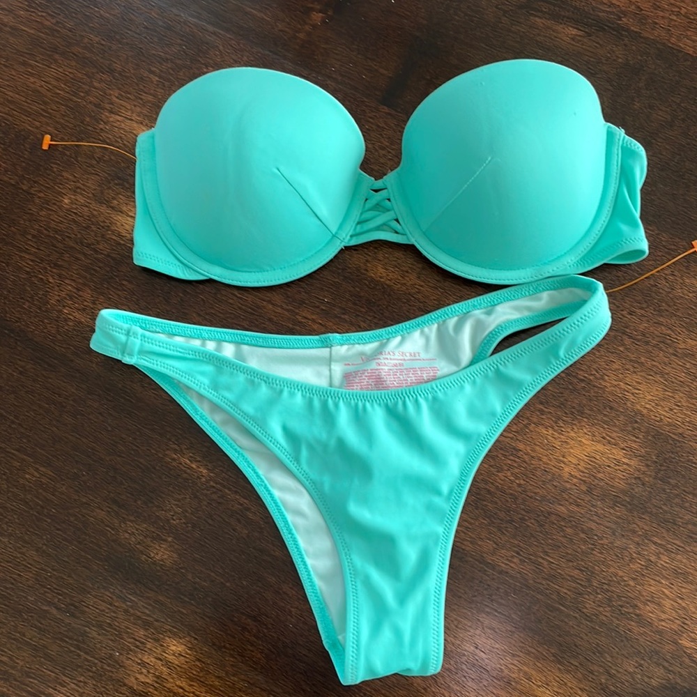 VICTORIA SECRET Green 2-piece Bikini, Size XS and 32D